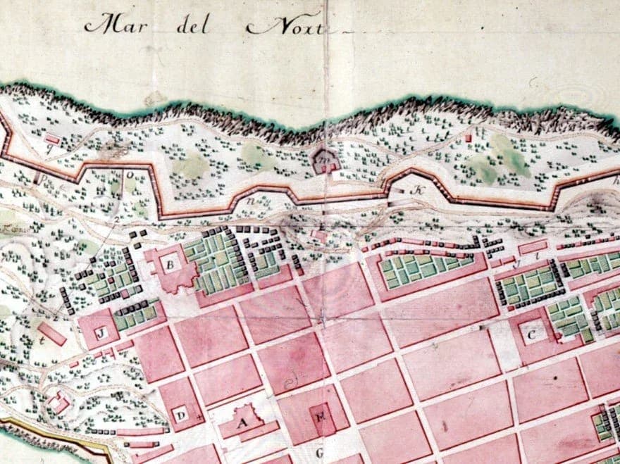 Desvío San Juan Extramuros: la comunidad de La Perla a lo largo de las murallas — foto 01