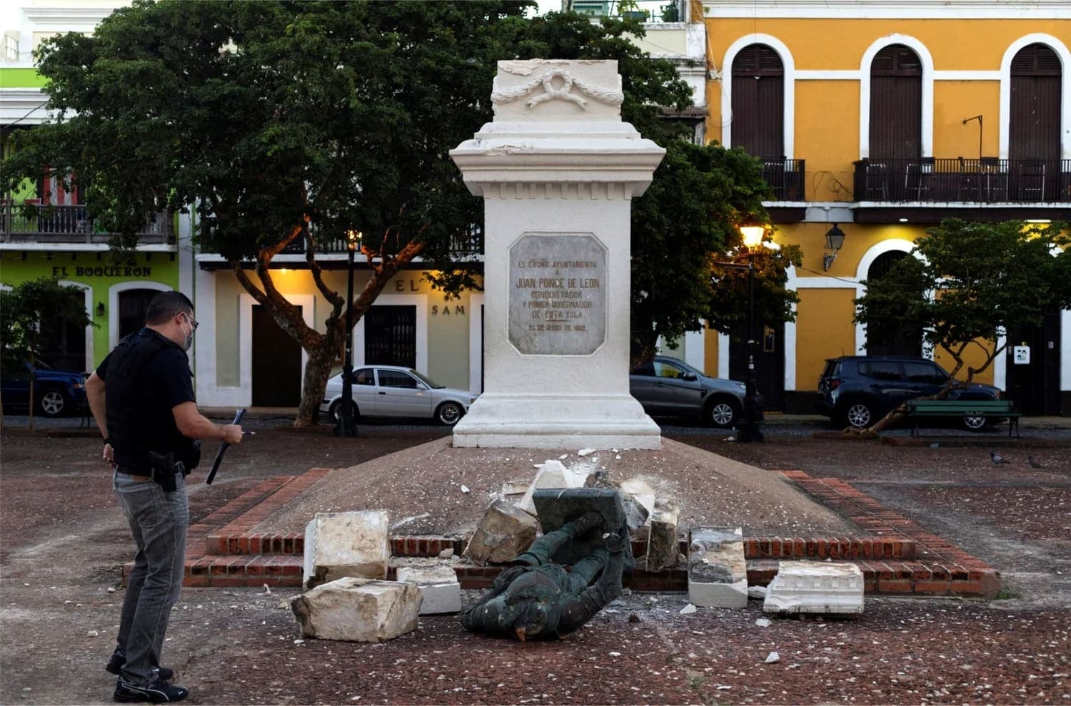 Desvío San Juan Extramuros: la comunidad de La Perla a lo largo de las murallas — foto 08