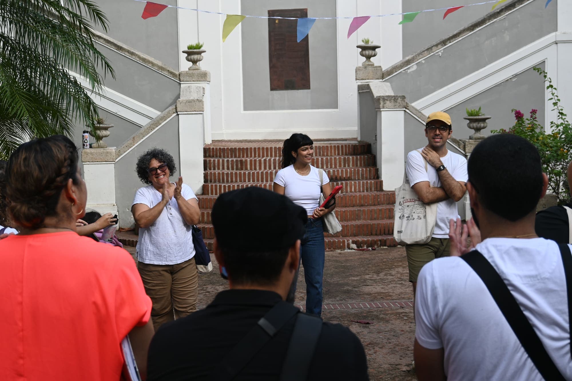 Desvío San Juan Decolonial: participantes recorren el Viejo San Juan contraponiendo archivo y paisaje — foto 01