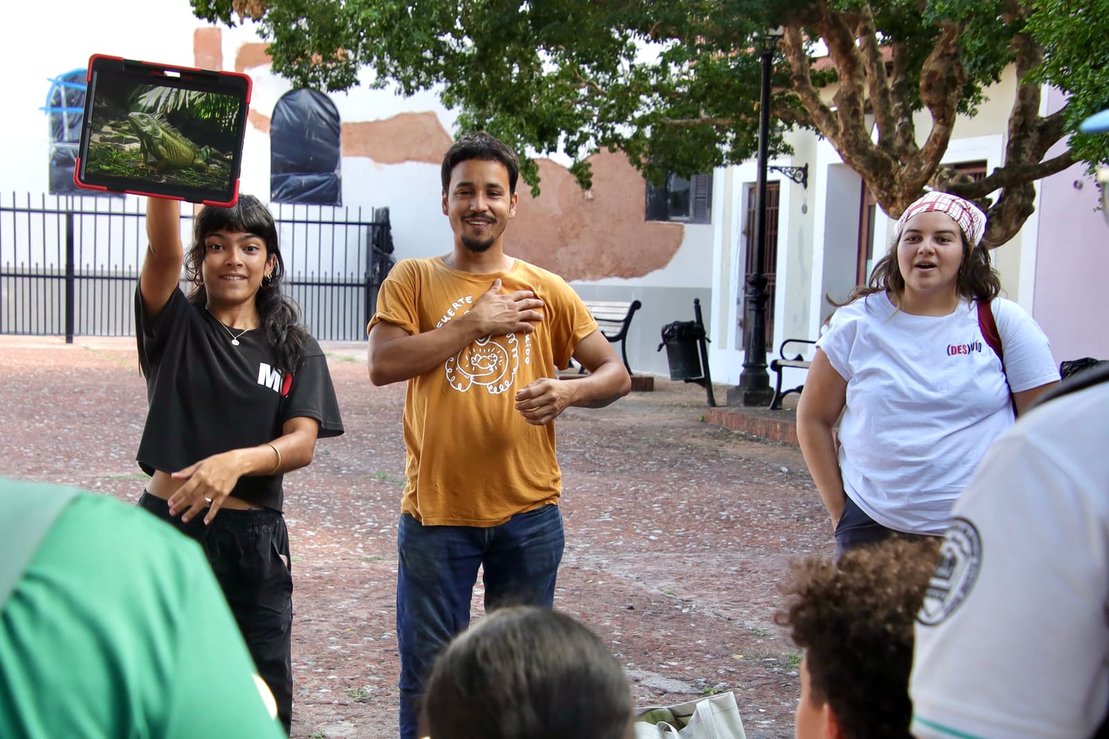 El equipo de Memoria (De)colonial